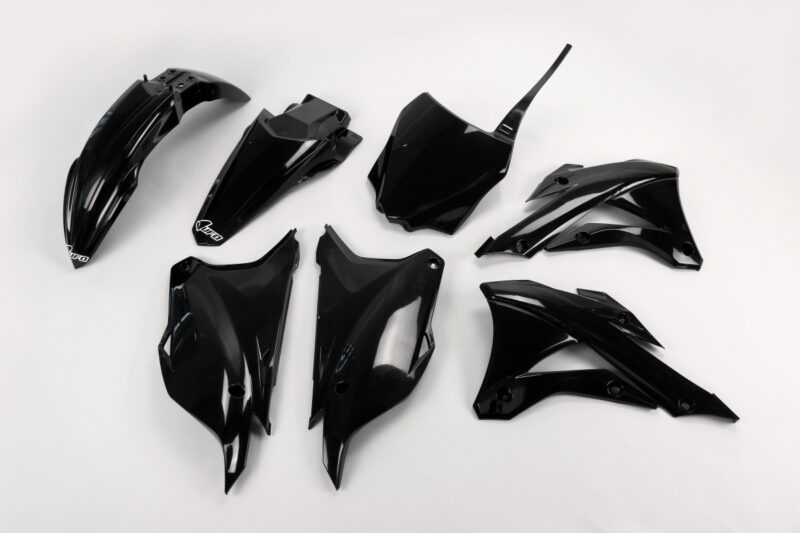 Kit plastiques noir 85 KX 014-021